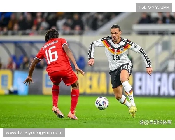 德国年轻锋线爆发！世预赛连胜止不住