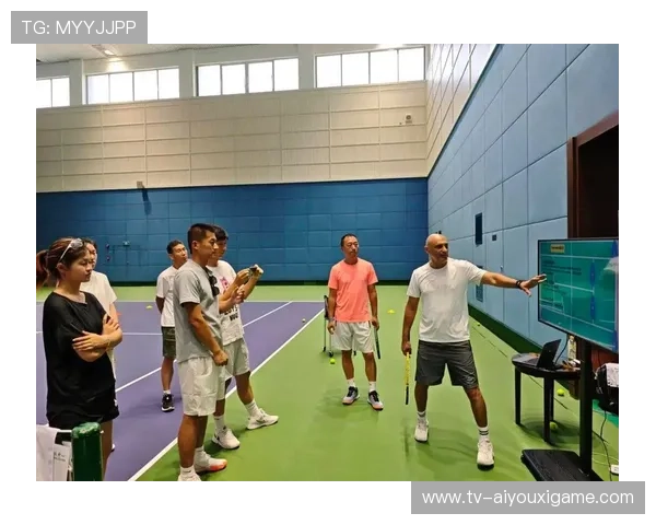 赛季结束后举办教练员职业培训提升执教水平与认证，教练员岗位培训管理系统